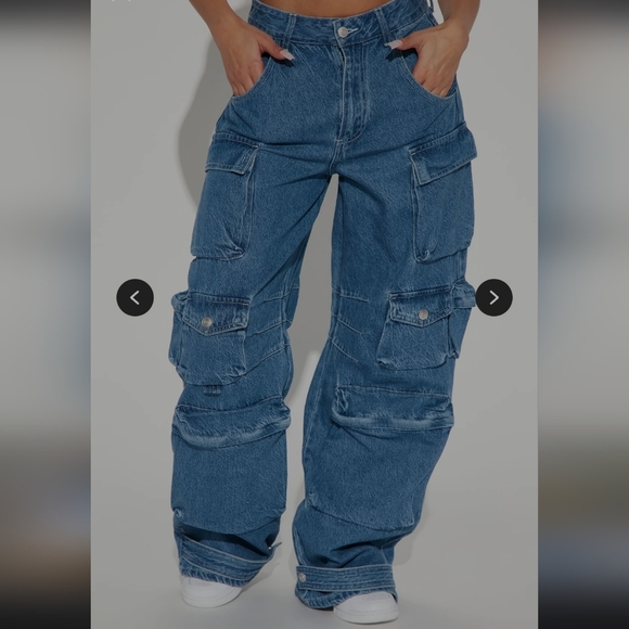 Women's Blue Cargo Jeans Size 11 - Picture 3 of 5